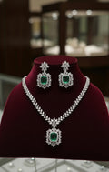 Regal Emerald Radiance Jewellery Set